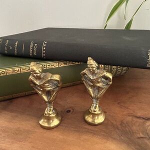 Vintage brass clown wine bottle stoppers man bowing figure Harlequin 2.75”H